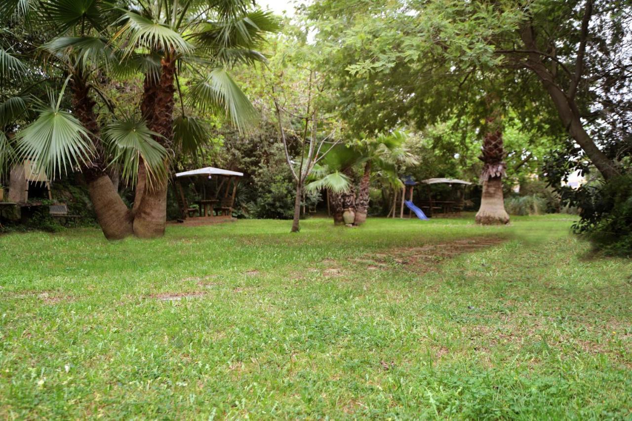Les Jardins Du Patriarche Hotel Agde Exterior foto